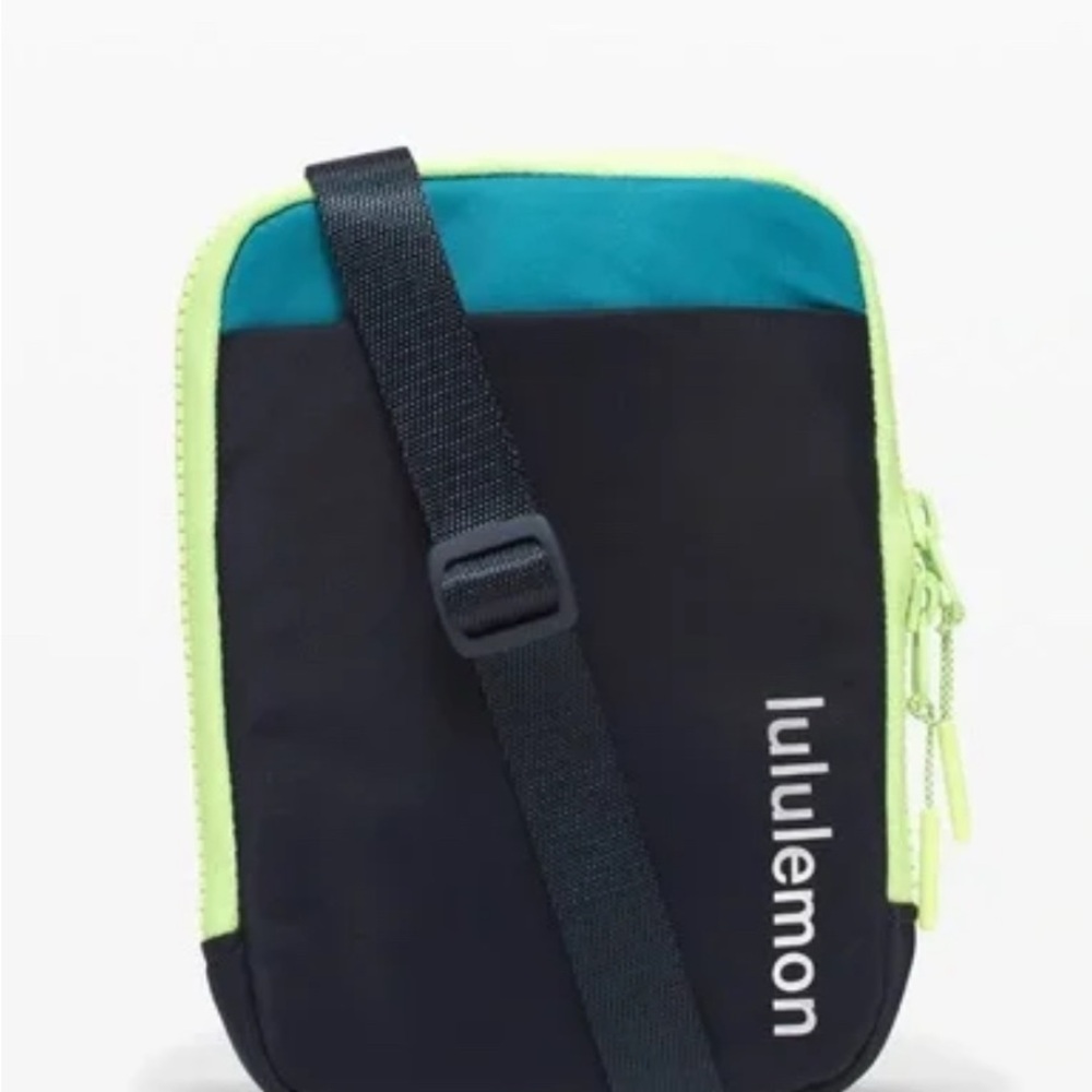 lululemon athletica blue  and Teal Belt Bag